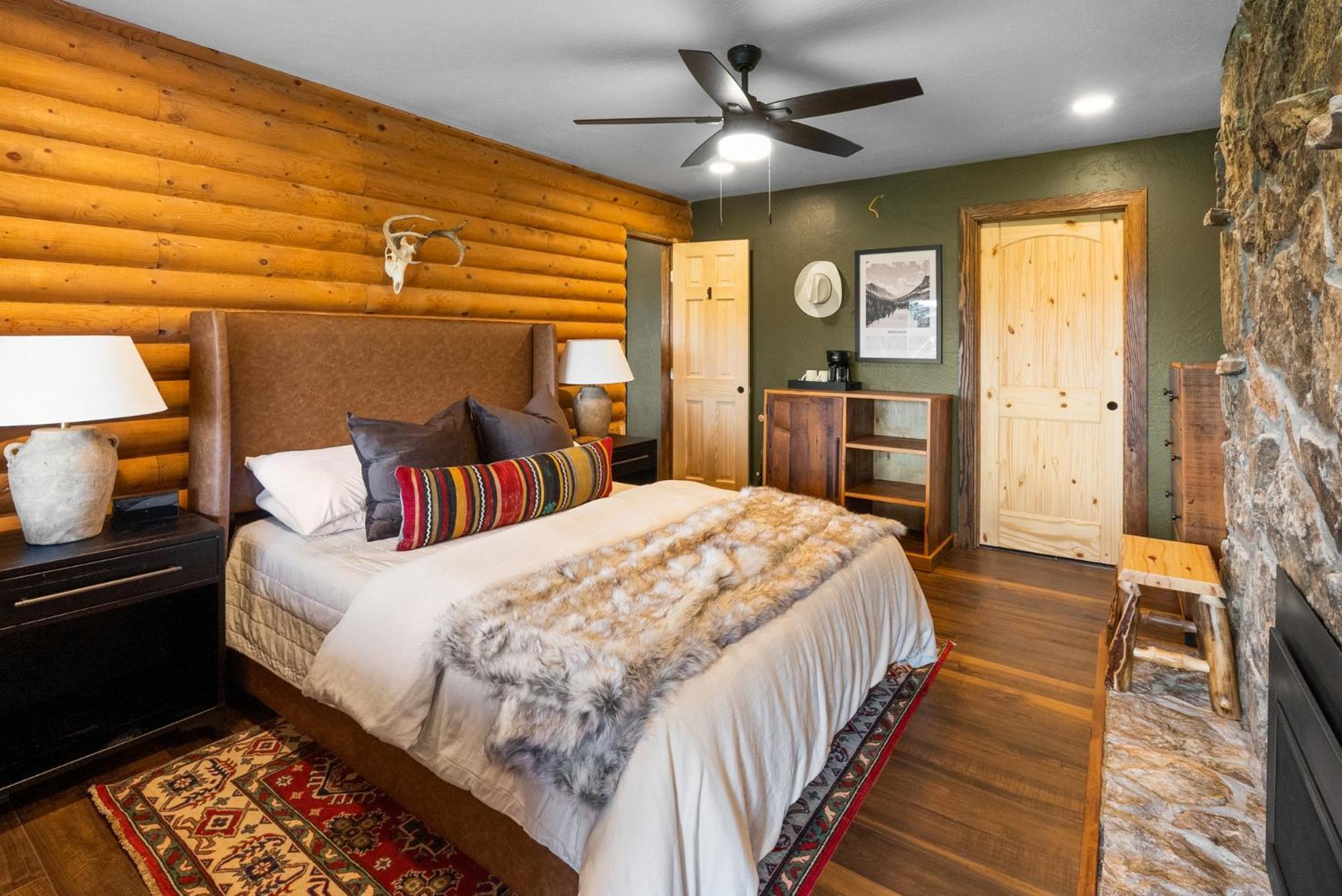 Hotel Grassy Mountain Ranch White Sulphur Springs Exterior foto